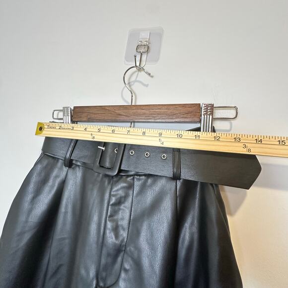 Zara Women's Faux Leather Belted Pants Size XS – NWOT, Chic Black Retro - Picture 5 of 10